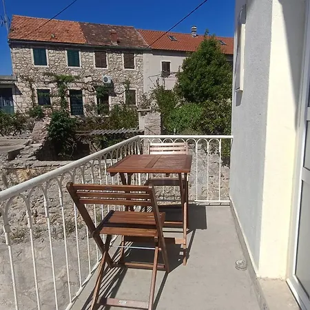 Casa vacanze Oleas Hvar - House With Garden And Terrace - 2 Min To Sea *