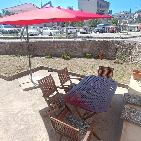 Casa vacanze Oleas Hvar - House With Garden And Terrace - 2 Min To Sea *