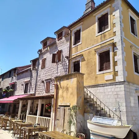 Casa vacanze Oleas Hvar - House With Garden And Terrace - 2 Min To Sea